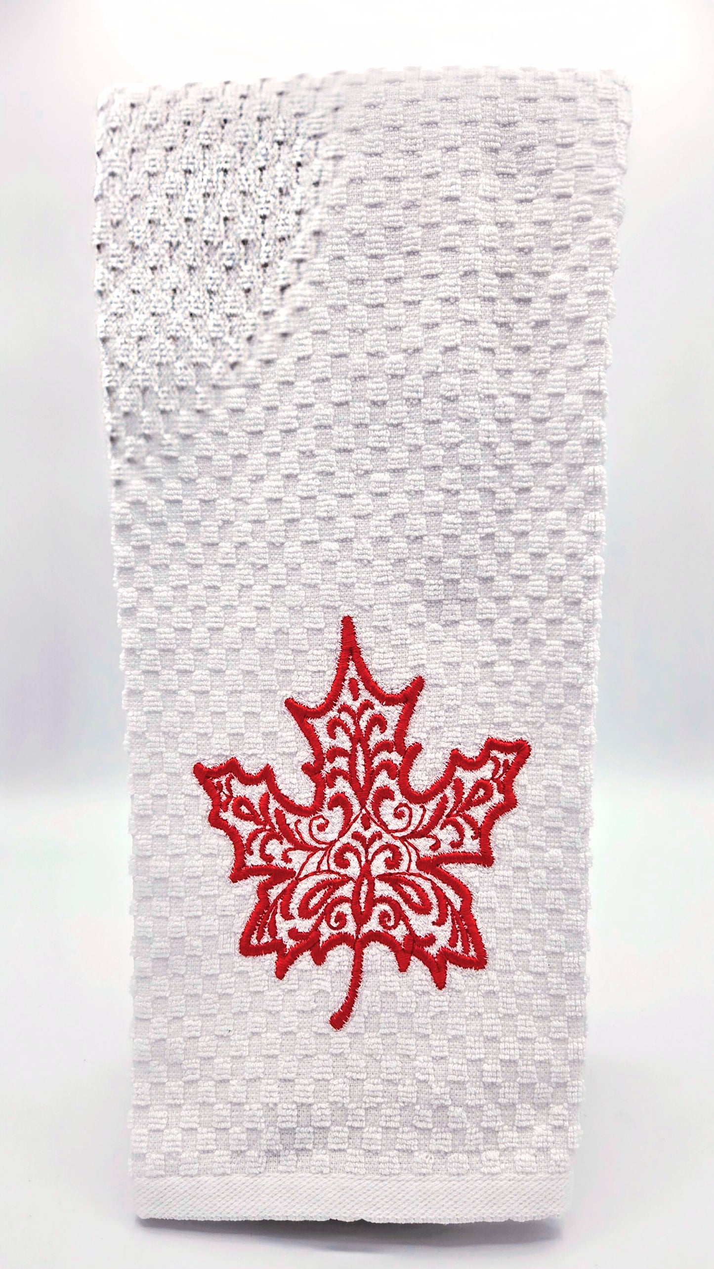 Maple Leaf in FIligree Home Towel